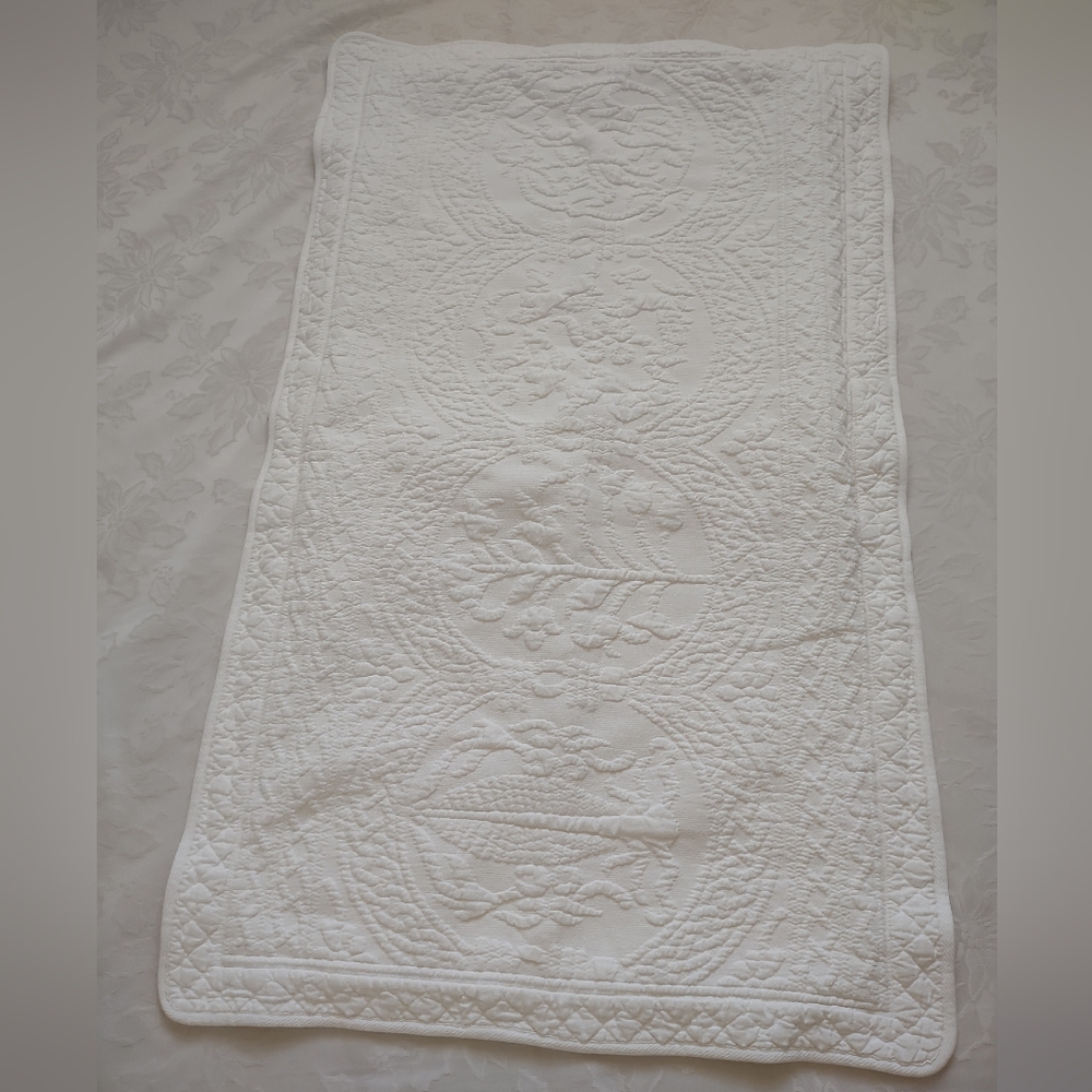 Williamsburg Ellery Homestyle Portugal Cotton Matelasse King Long Pillow Sham